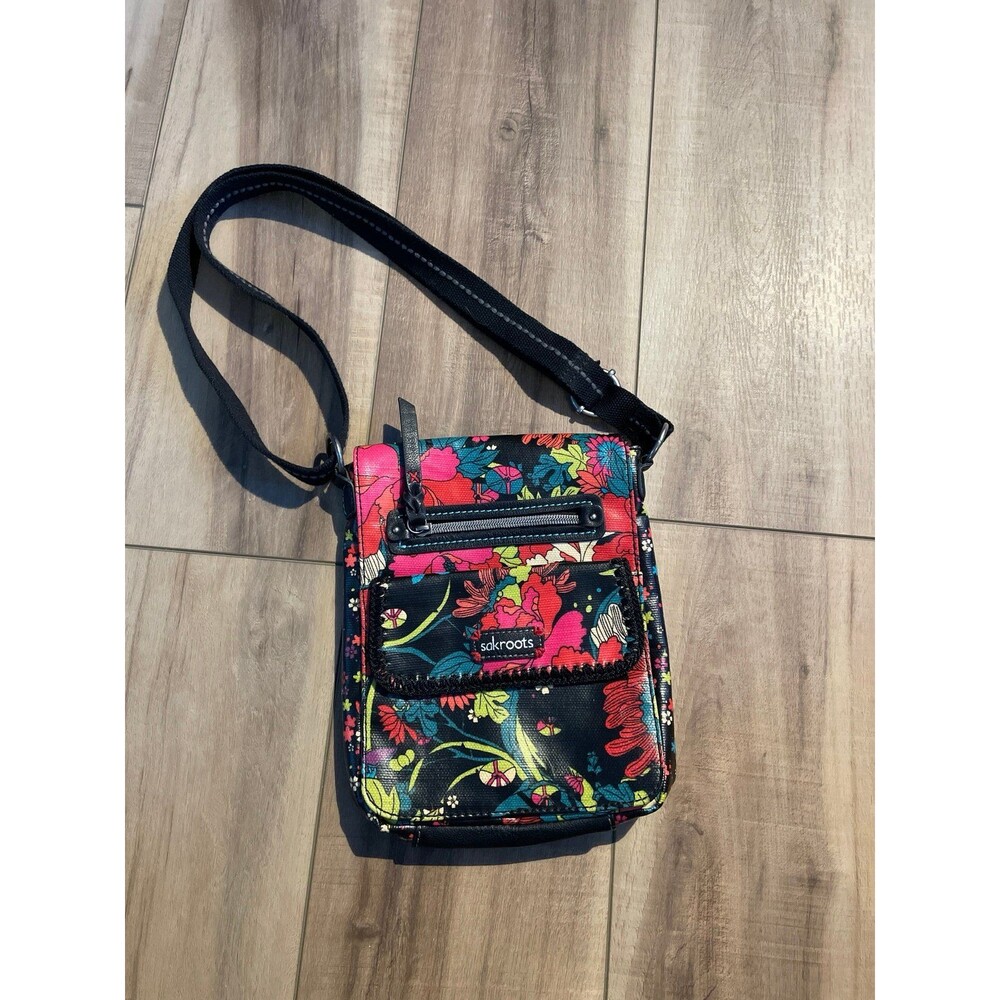 Sakroots optic peace small flap messenger crossbody bag